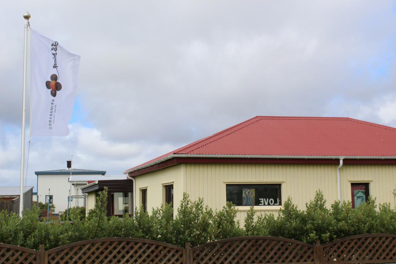Brimarsbru Sleep Inn-Art Gallery Njarthvik Exterior photo
